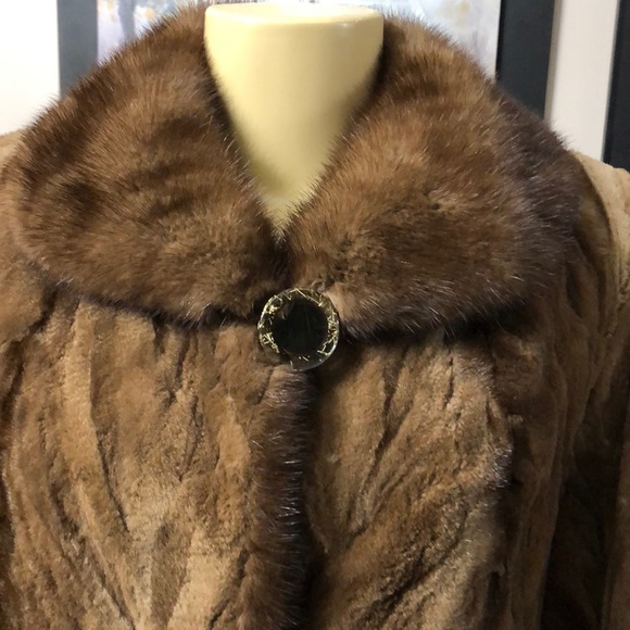 🌺🌺🌺 MANZARI BEAUTIFUL MINK FUR COAT SIZE 44